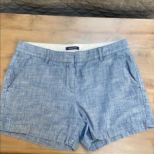 Lands End Chambry Cotton blend shorts size 8